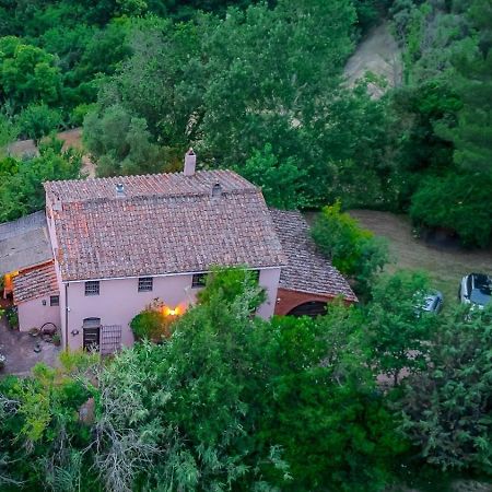 Willa La Casa Nel Bosco Lari Zewnętrze zdjęcie