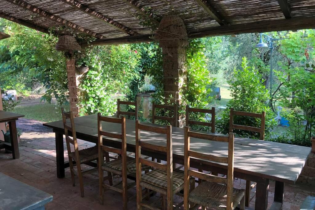 Willa La Casa Nel Bosco Lari Zewnętrze zdjęcie