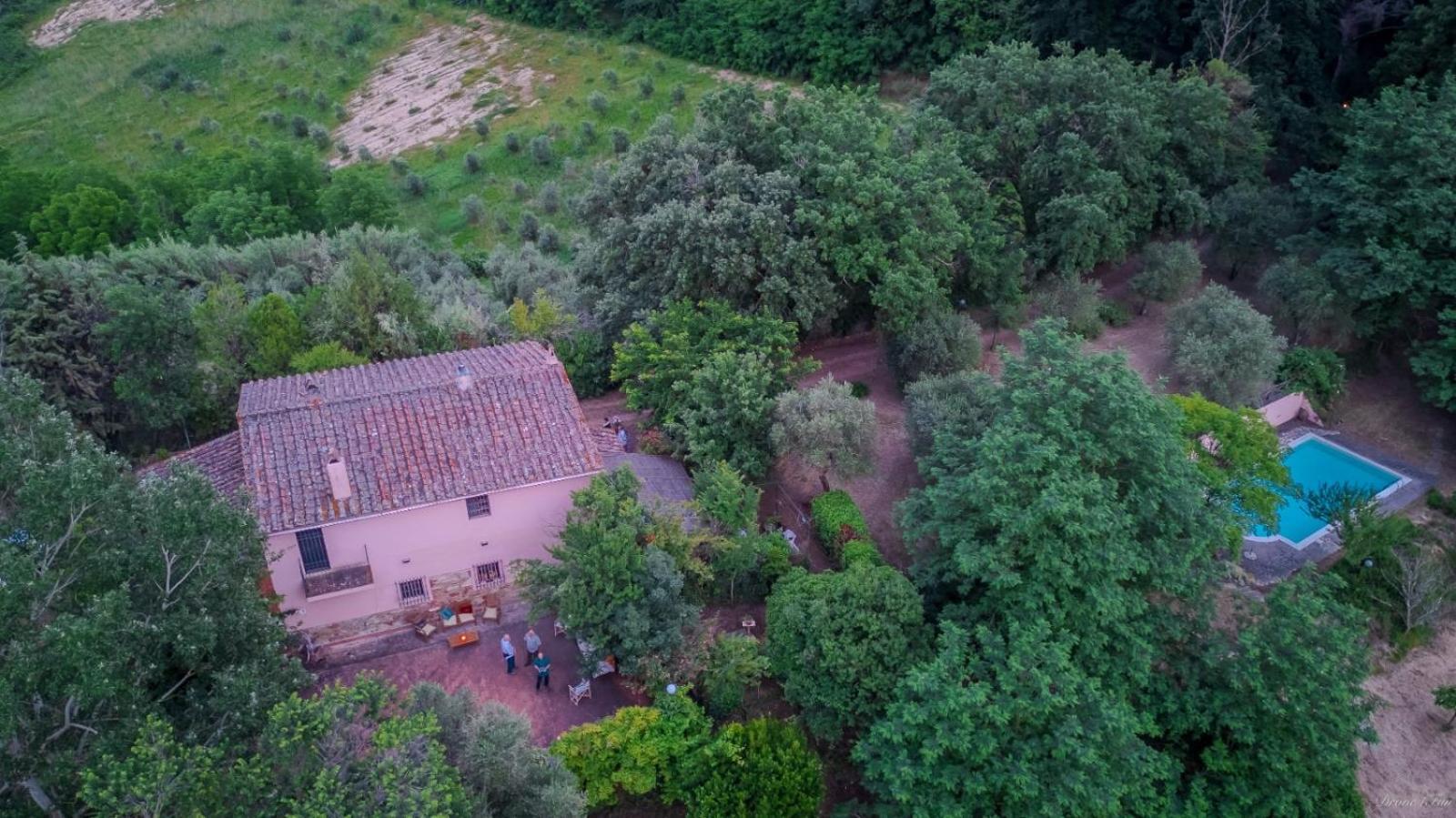 Willa La Casa Nel Bosco Lari Zewnętrze zdjęcie