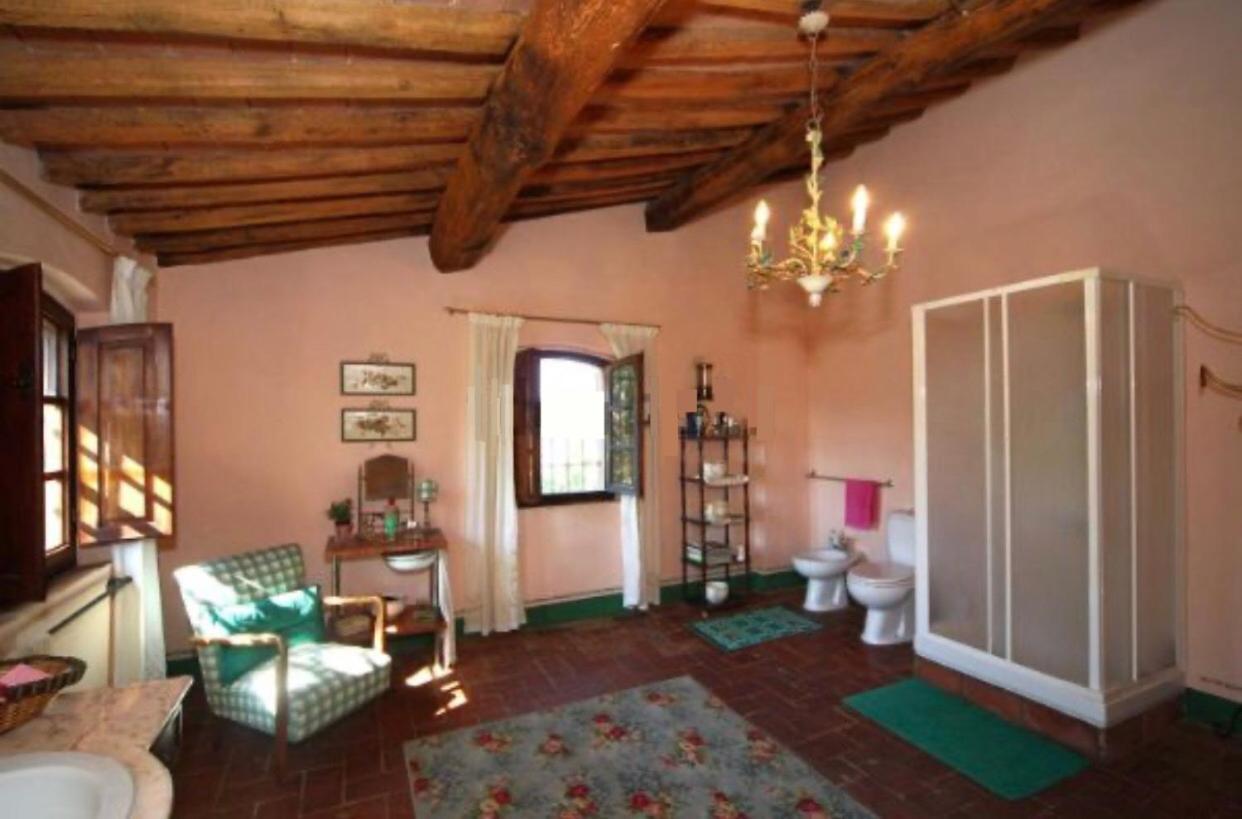 Willa La Casa Nel Bosco Lari Zewnętrze zdjęcie